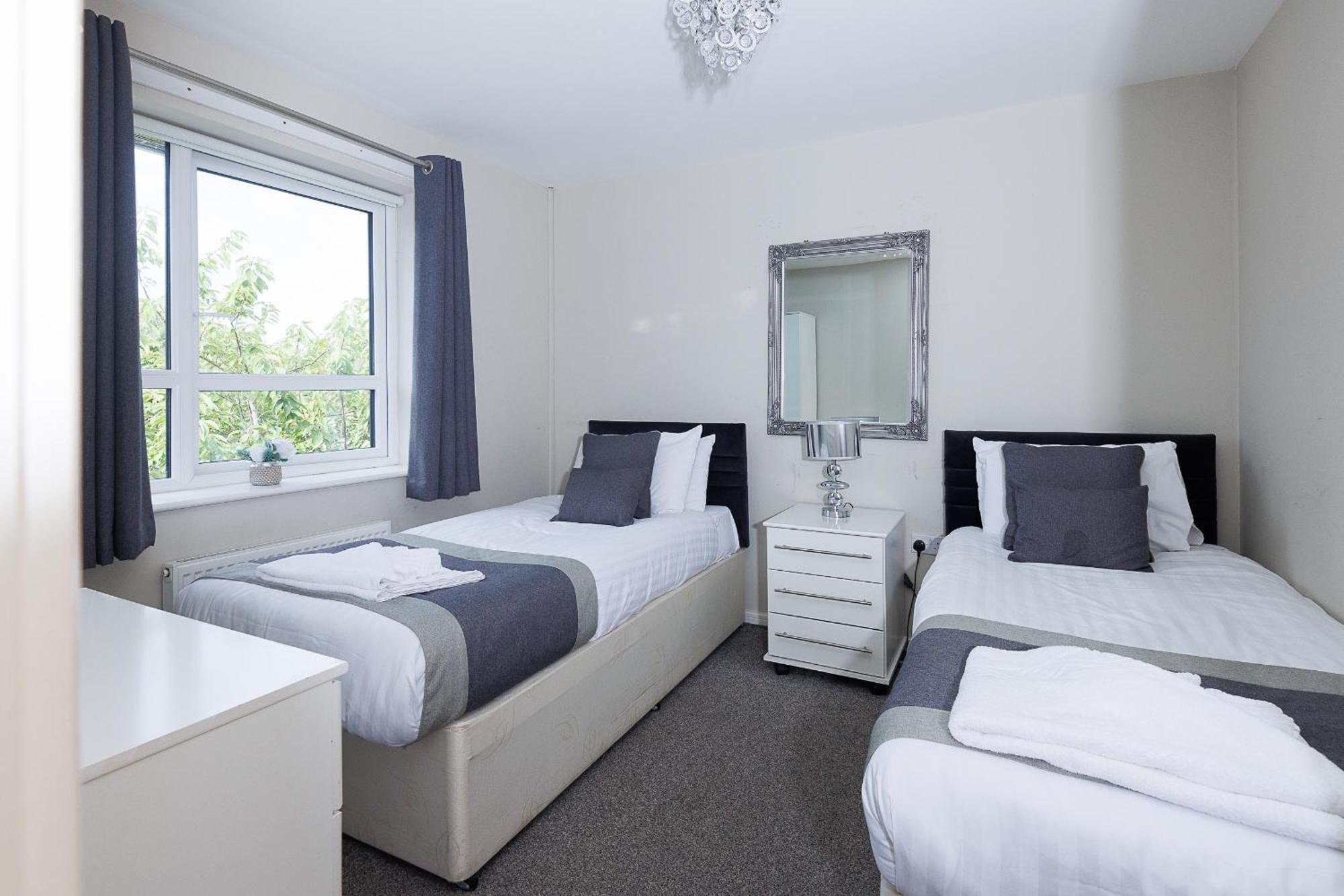 Riverside Villas Manchester Exterior foto
